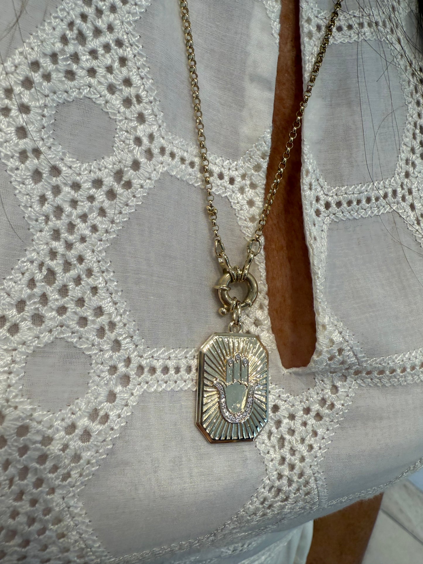 Aly Hamsa Fluted Diamond Pendant Dogtag