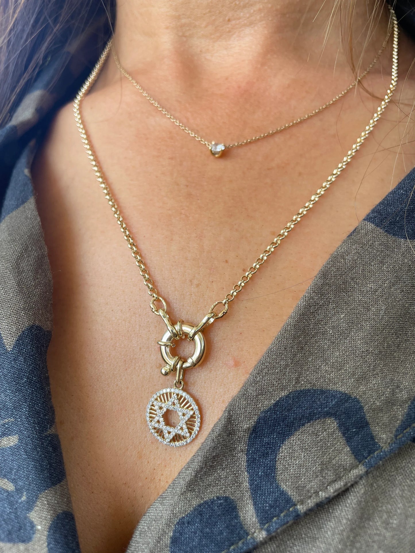 Norit Star of David Medallion Pendant with diamonds all around - Goldie Paris Jewellery