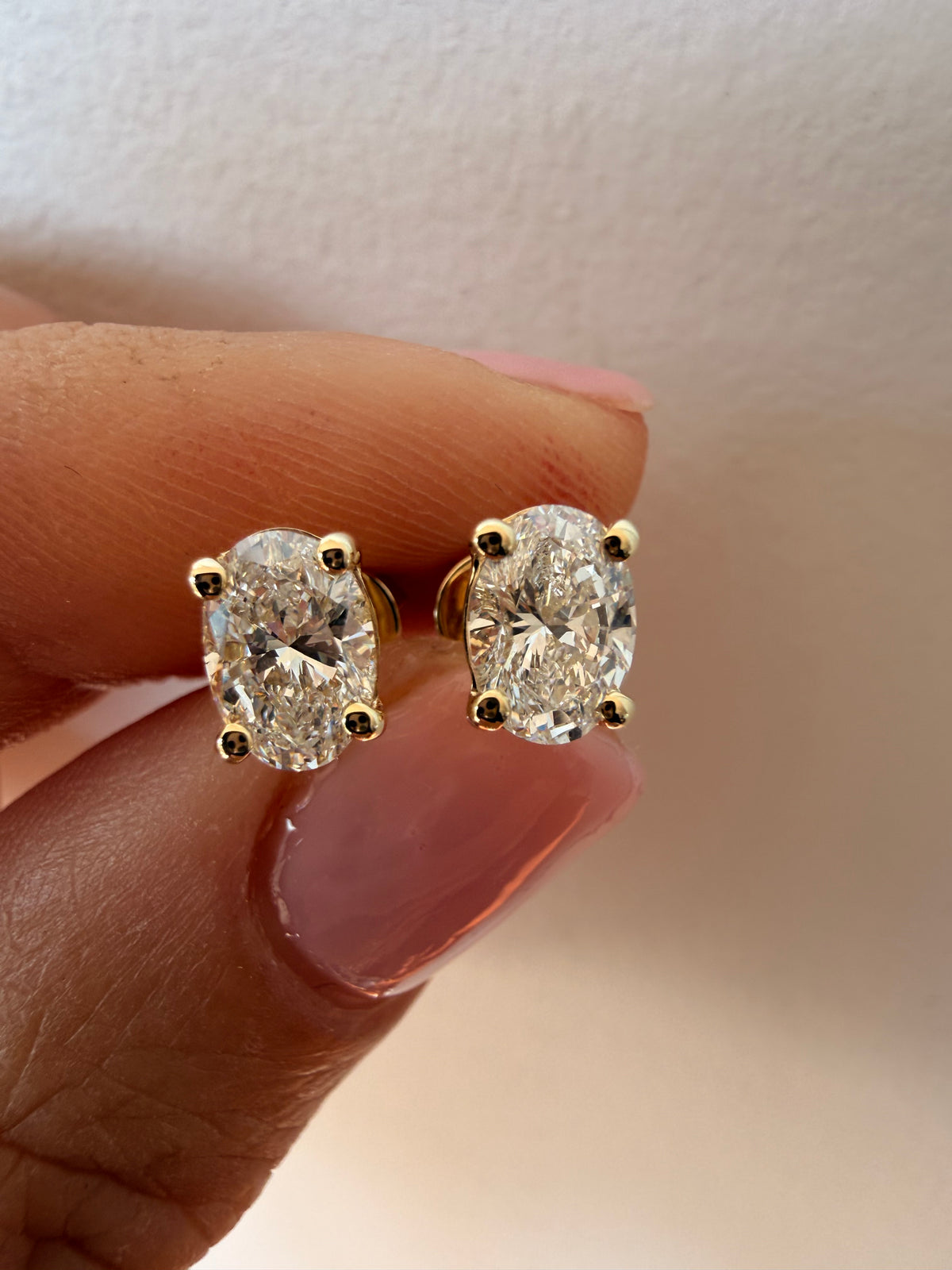 1.5ct Oval Diamond Stud Earrings• 9k Solid Yellow Gold • Pair