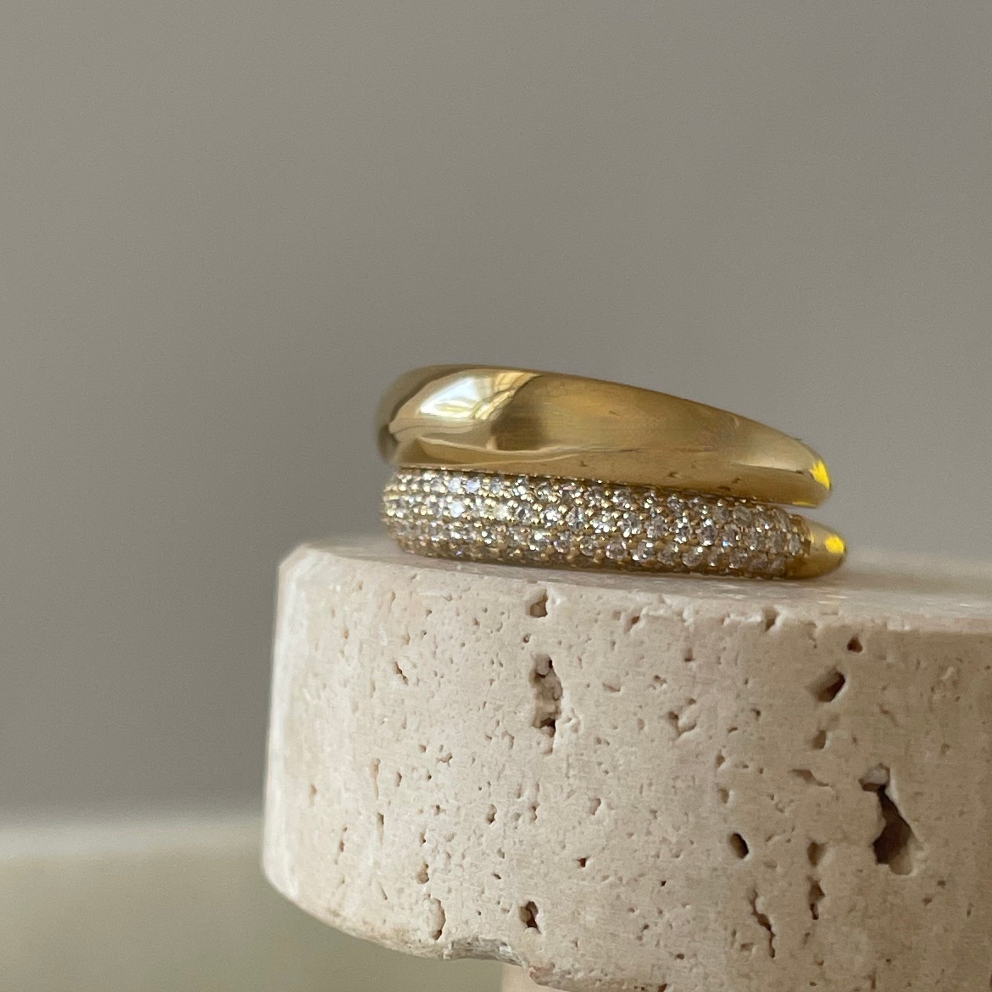 "Romi" Dôme Gold Ring - - Jewelry - Goldie Paris Jewelry - Ring stackable statement