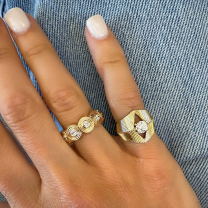 Yasmine Fluted Diamond Ring