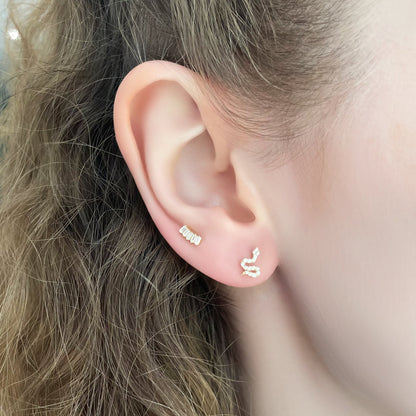 5 Diamonds Baguette Cluster Stud Earrings - Goldie Paris Jewellery