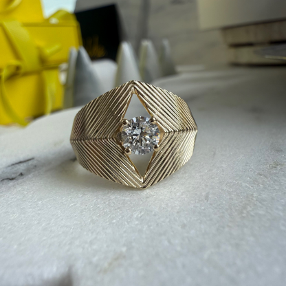 Yasmine Fluted Diamond Ring