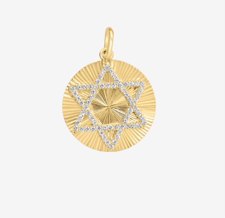 Golda Star of David fluted with Diamonds