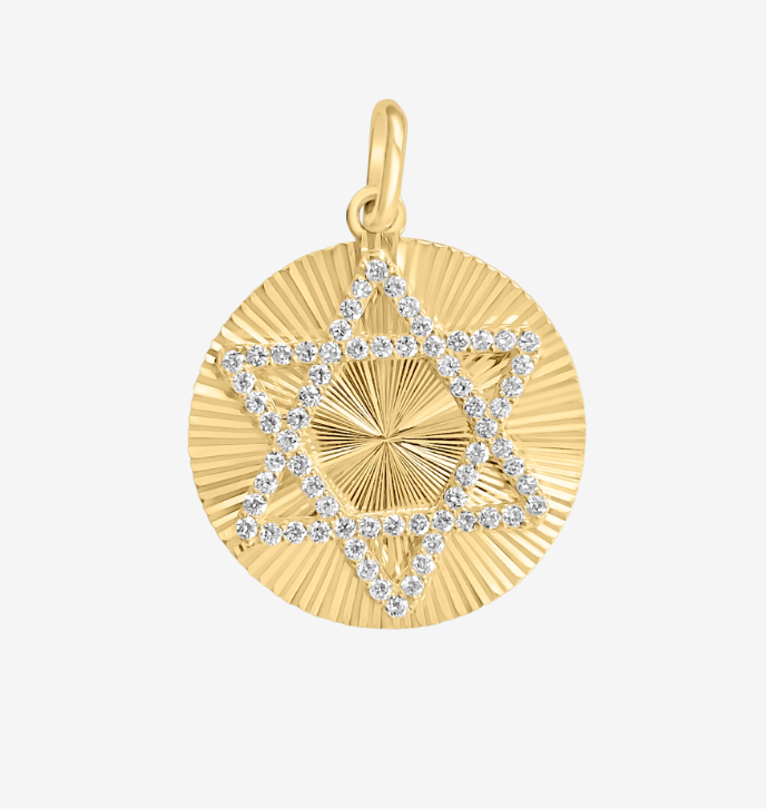 Golda Star of David fluted with Diamonds