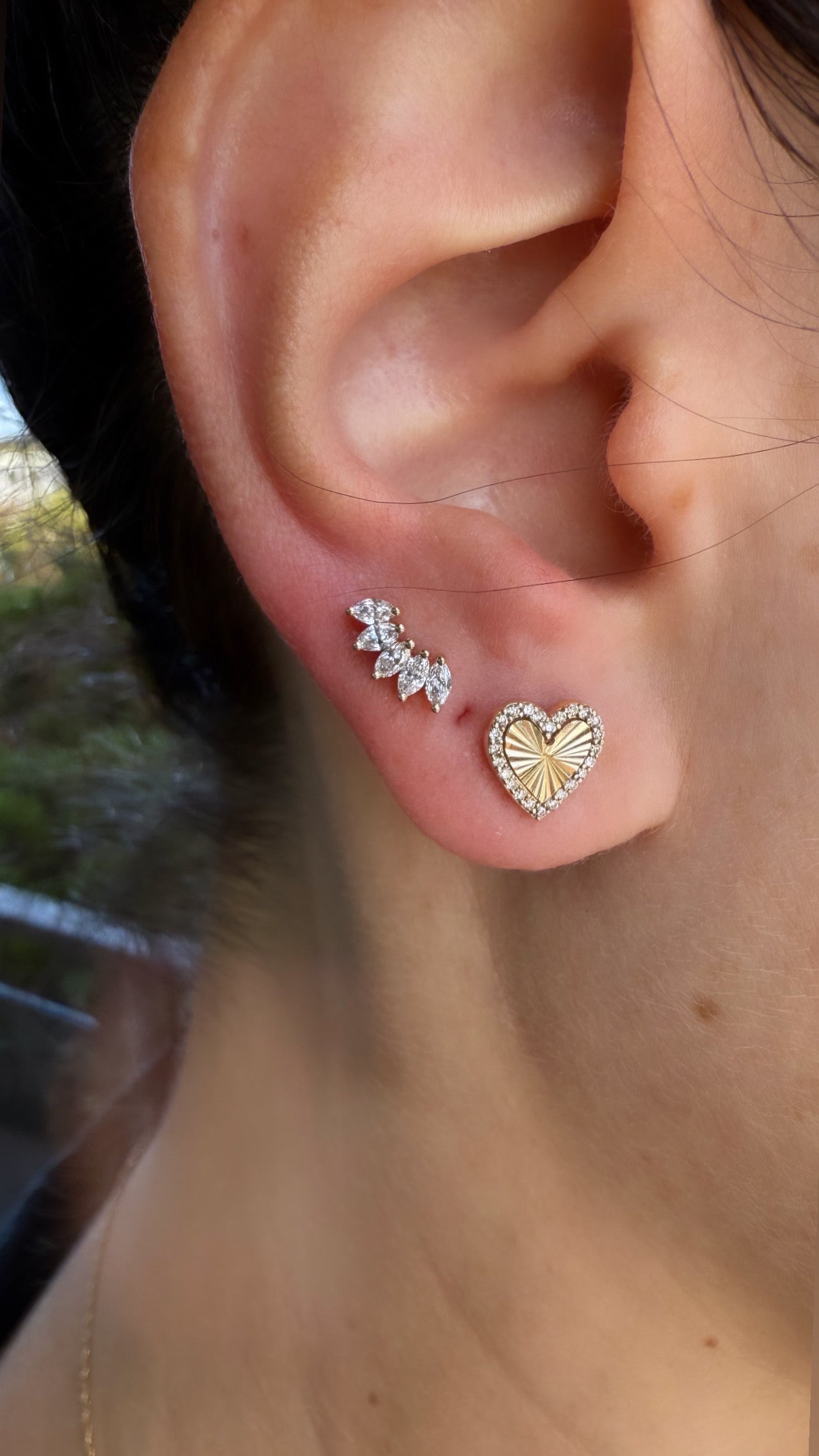 Laura Heart Fluted Diamond Earrings Pair