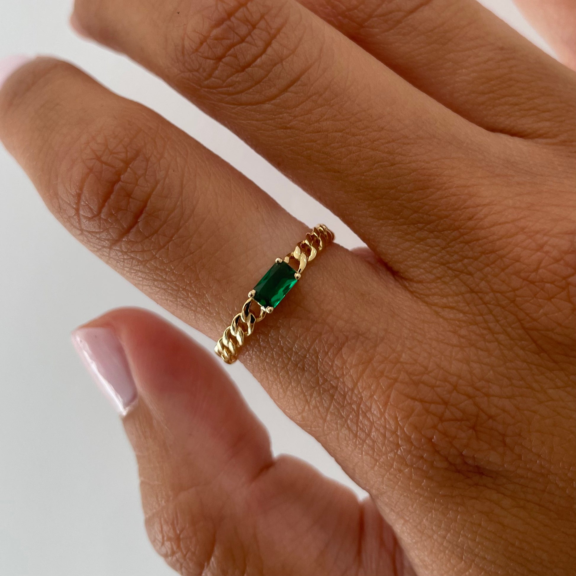 "Nina" Curb chain Link Emerald Ring - Green - - Jewelry - Goldie Paris Jewelry - Ring stackable statement