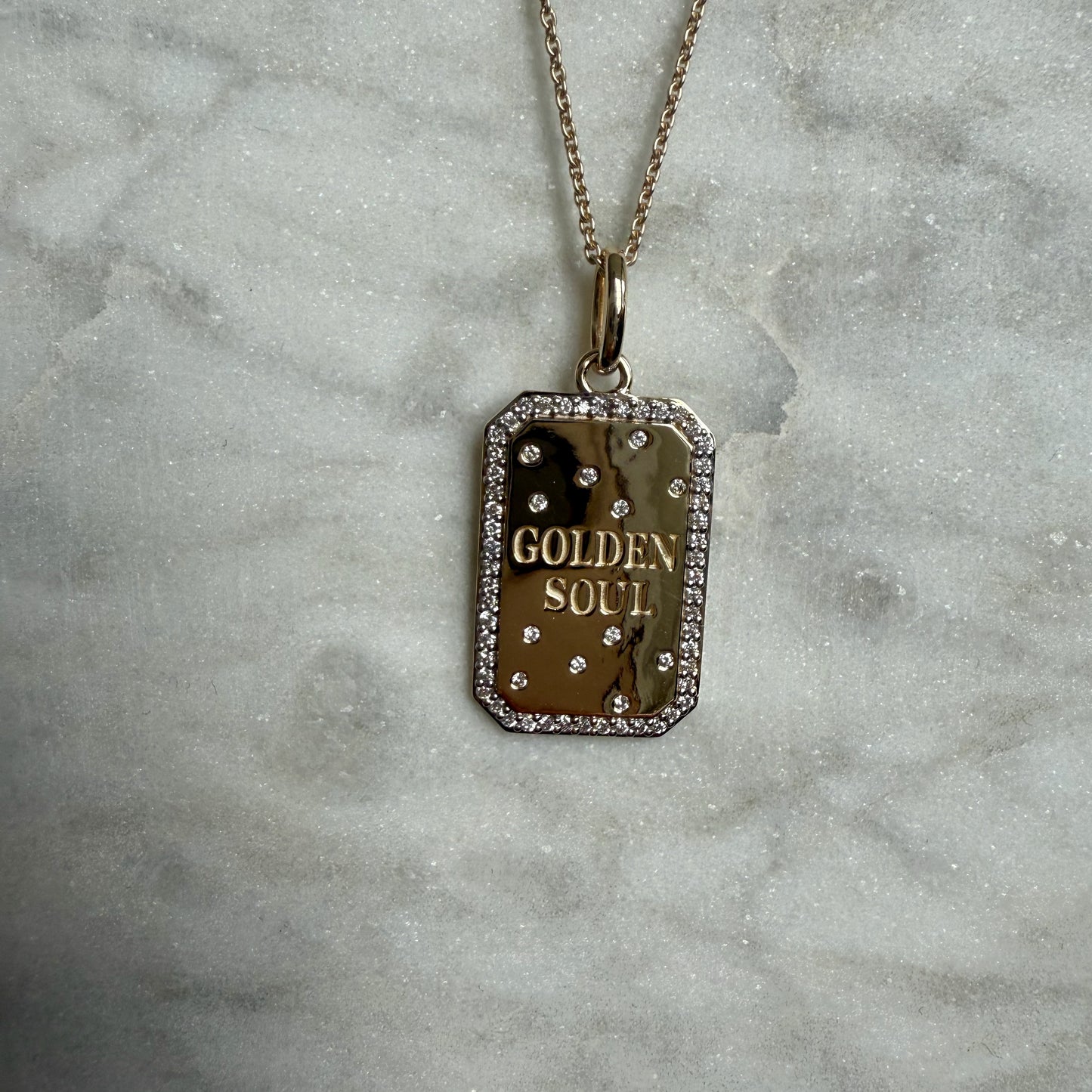 Golden Soul Pendant Diamonds