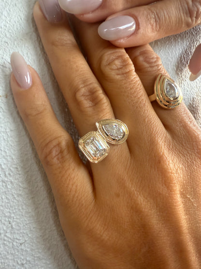 Liv Toi et Moi Diamond Ring