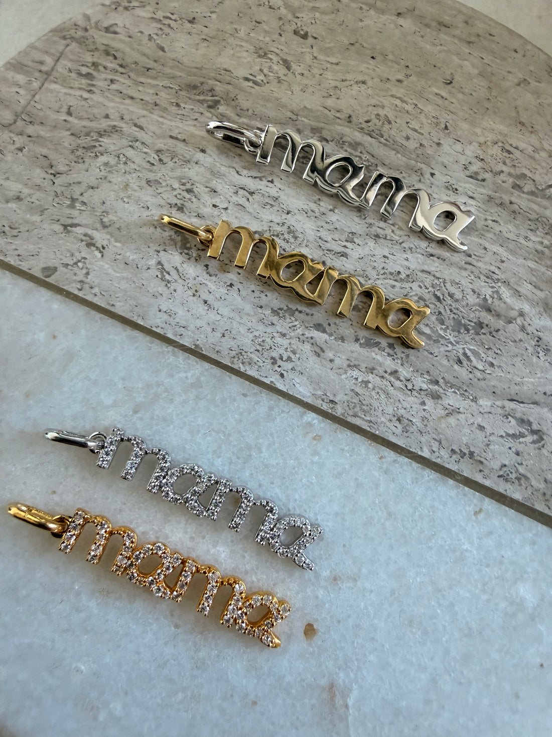 Mama Pendant Yellow Gold