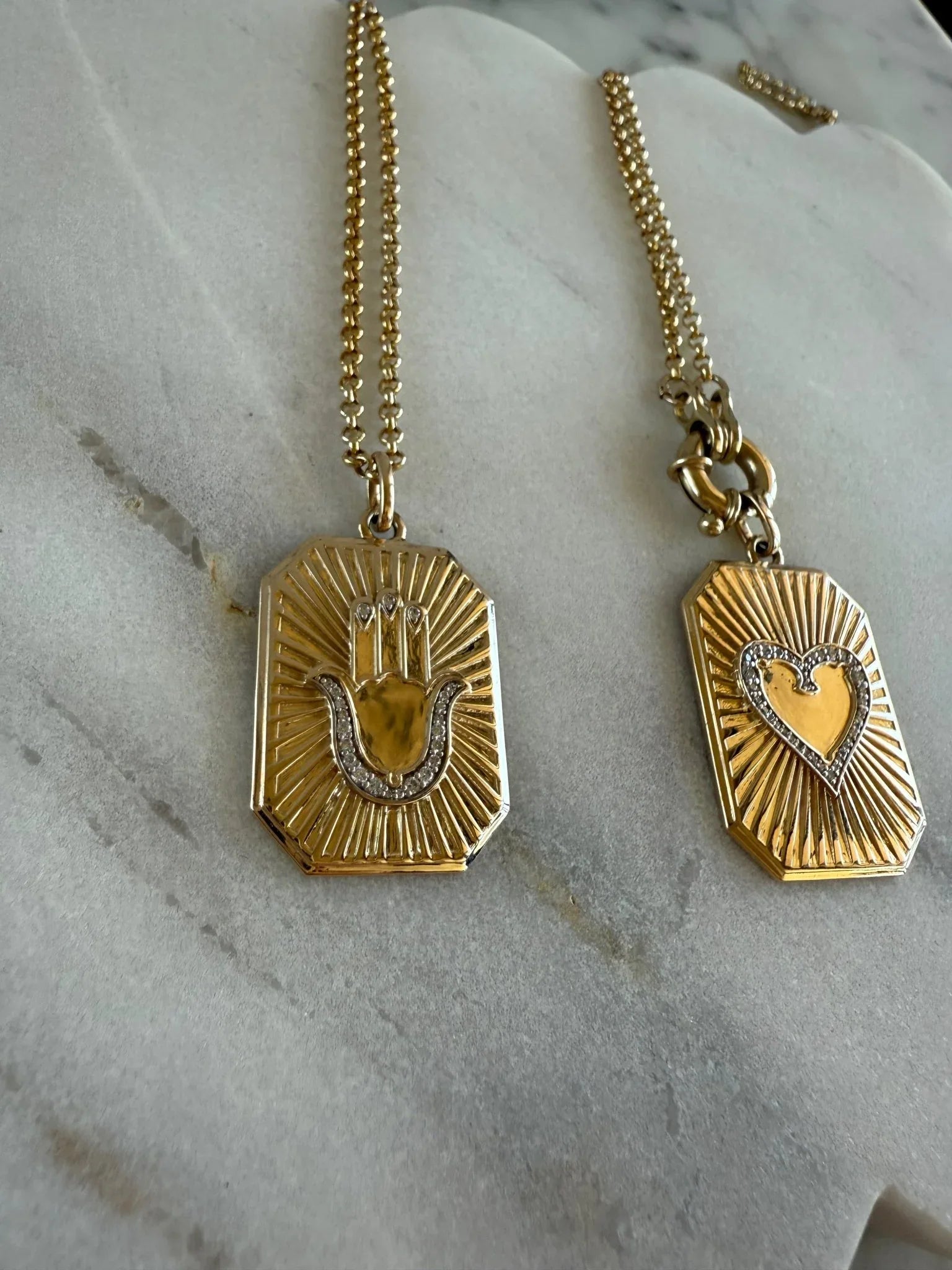 Aly Hamsa Fluted Diamond Pendant Dogtag - Goldie Paris Jewellery