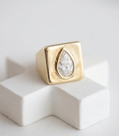 Iena Pear Diamond Signet Ring •10K Solid Gold