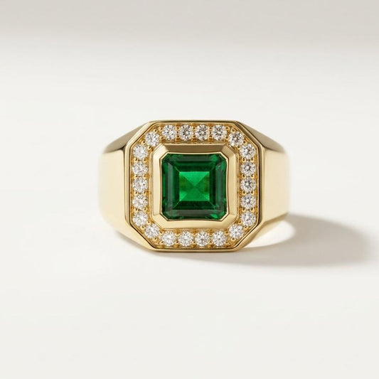 Gourmandise Signet Ring Emerald• 9K Solid Gold