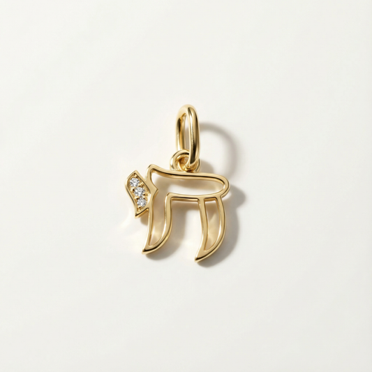 Chai Pendant - Evy